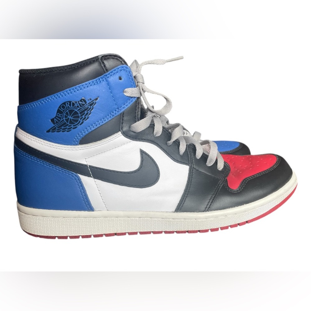 MEN'S NIKE AIR JORDAN 1
RETRO HIGH OG "TOP 3" 2016 US MENS SIZE 11 - Picture 10 of 14
